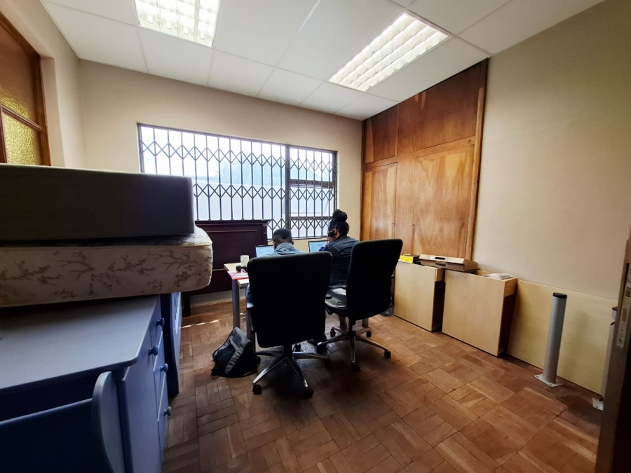 Commercial Property for Sale in Hamilton Free State